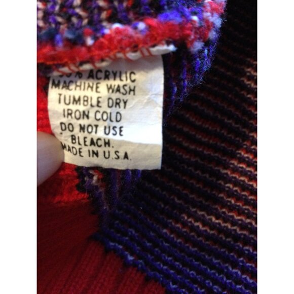 Vintage Red Knit Sweater Dance Music Theme Acrylic Novelty Design Made In USA - Picture 5 of 8